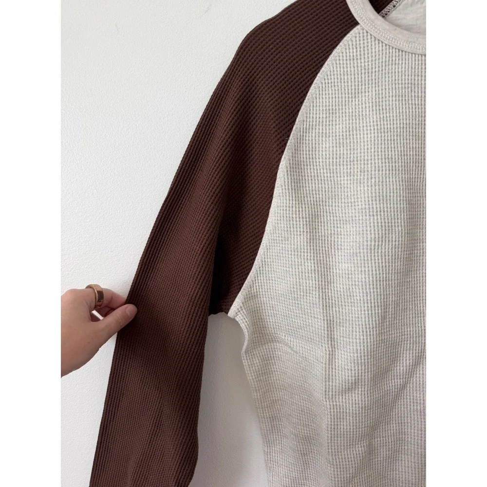 CSG Men's Raglan Thermal – Oatmeal & Chestnut – Small – NWT